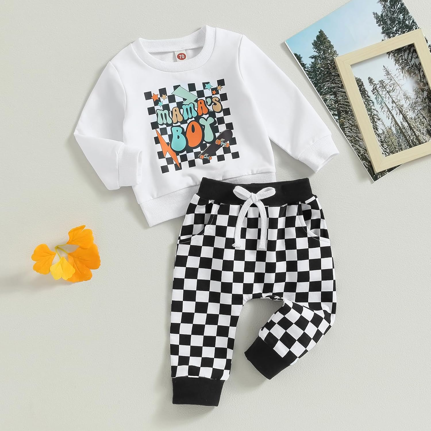 Stylish printed sweatshirt set from Karwuiio for baby boys and girls