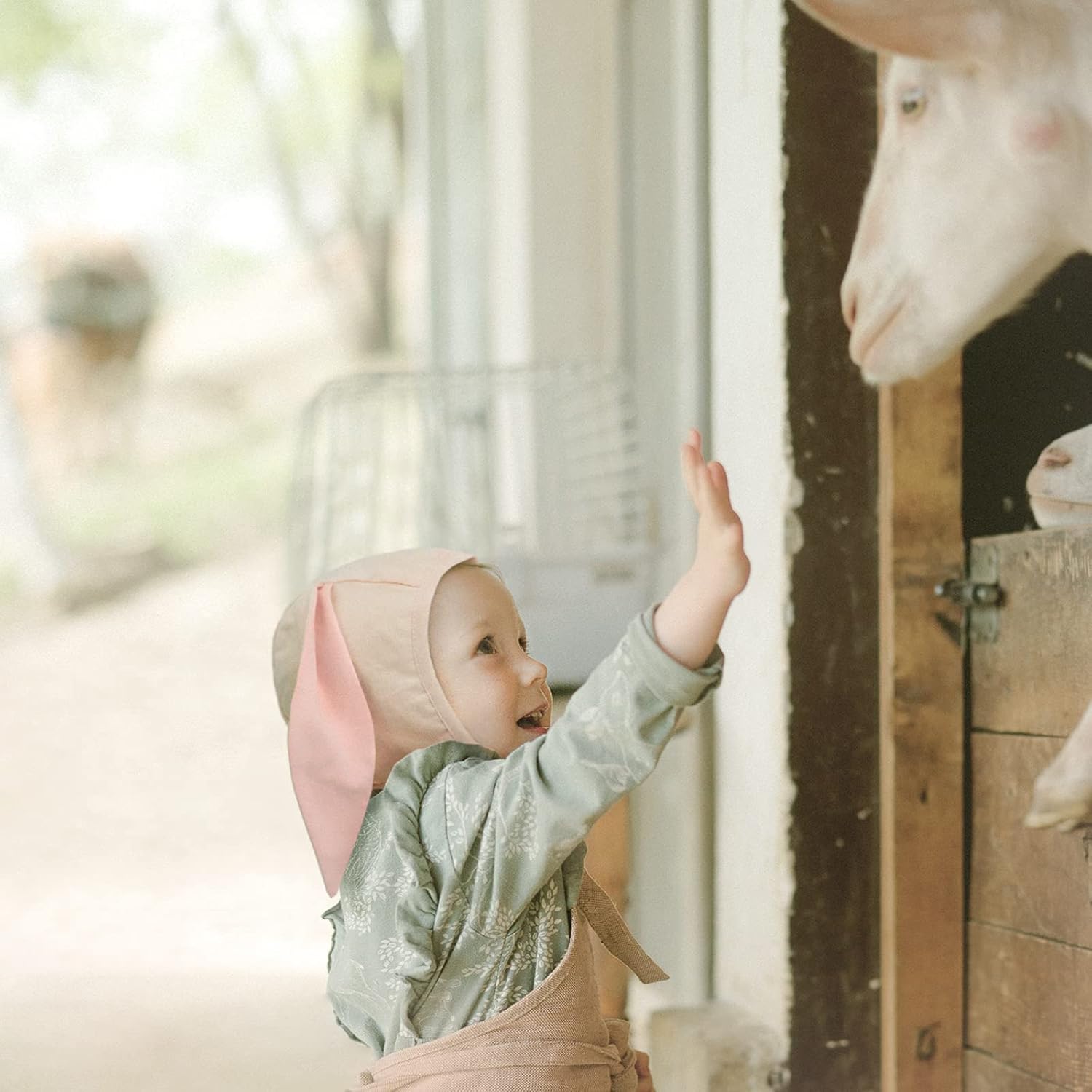 adorable bear bonnet for kids