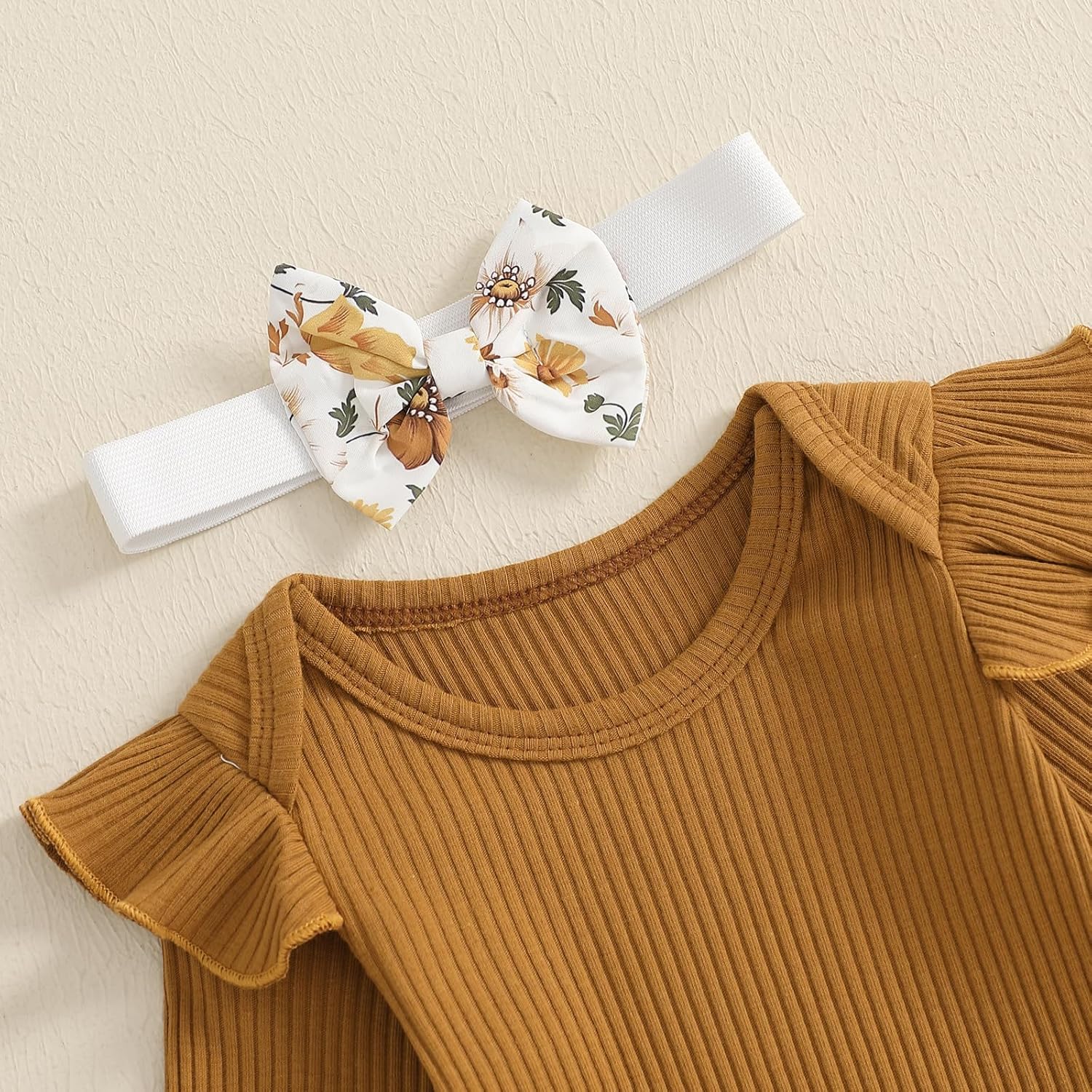 Brvxia Baby Girl Ruffled Romper with Daisy Print - Soft Adjustable Fall Winter Spring